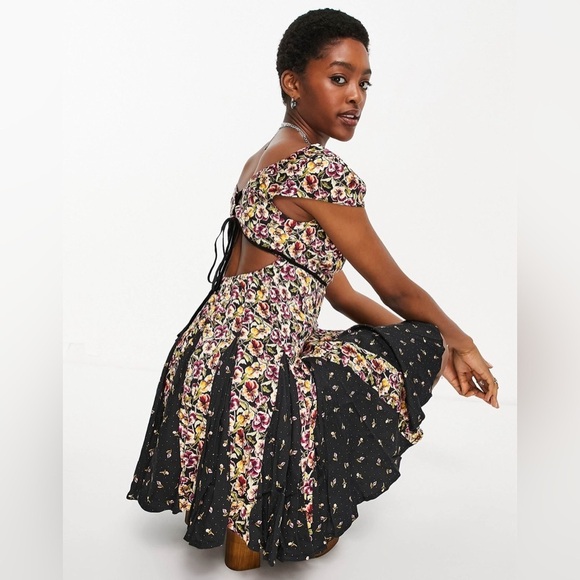 Free People Dresses & Skirts - Free People Ponderosa floral printed mini dress in black size large